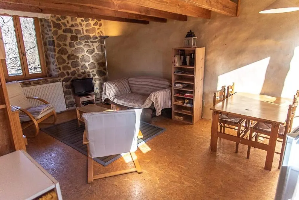Domaine Des Blaches Villa Desaignes France