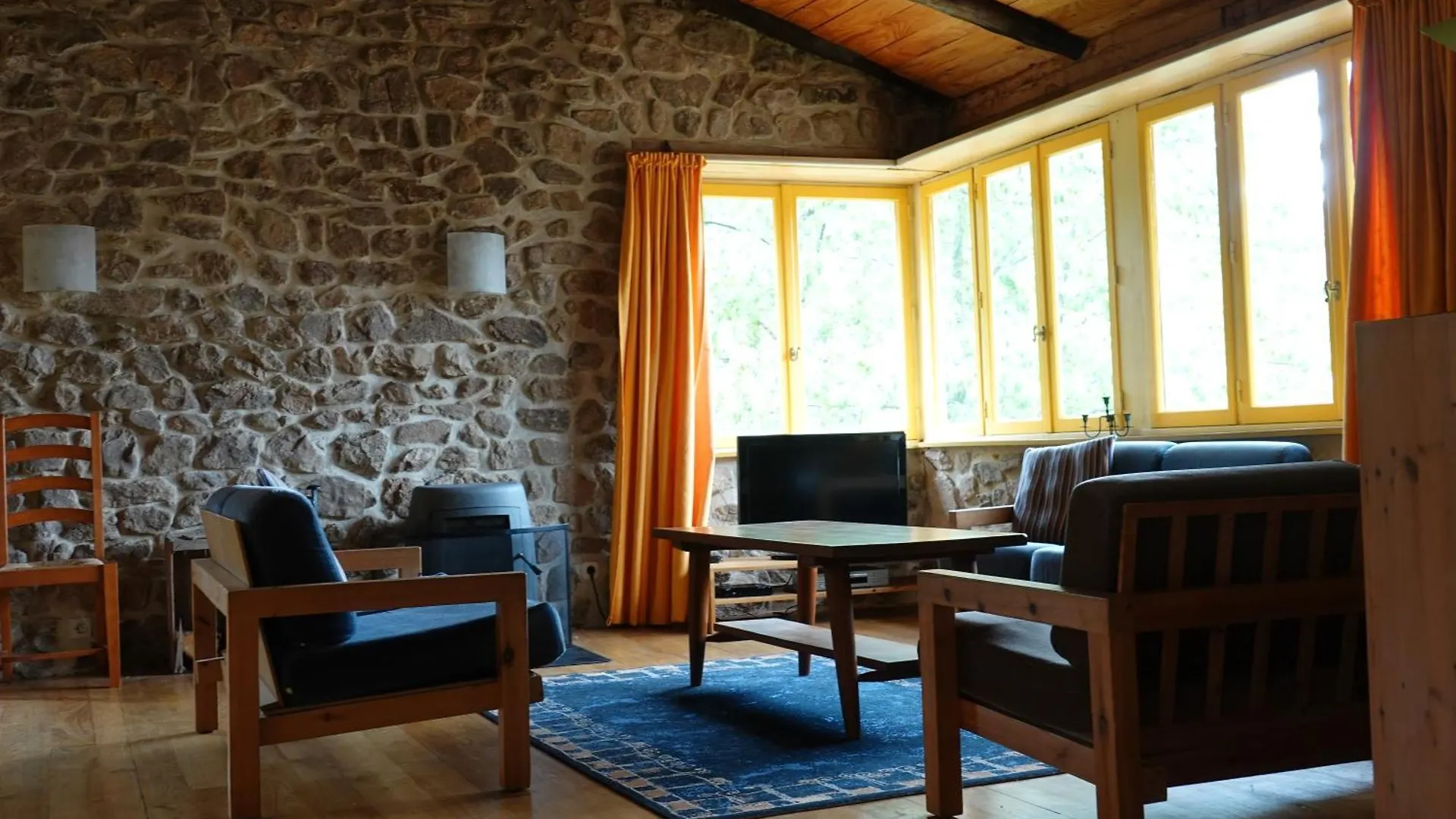 Domaine Des Blaches Villa Desaignes 0*,  France